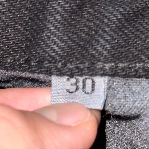 John Galt Brandy Melville Black Distressed Denim Shorts Size 30 - Picture 5 of 6